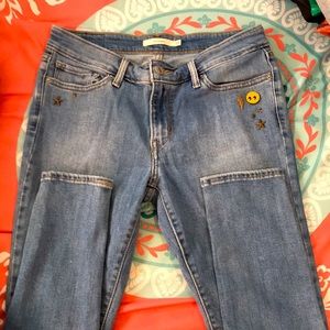 Woman’s Levi Jeans